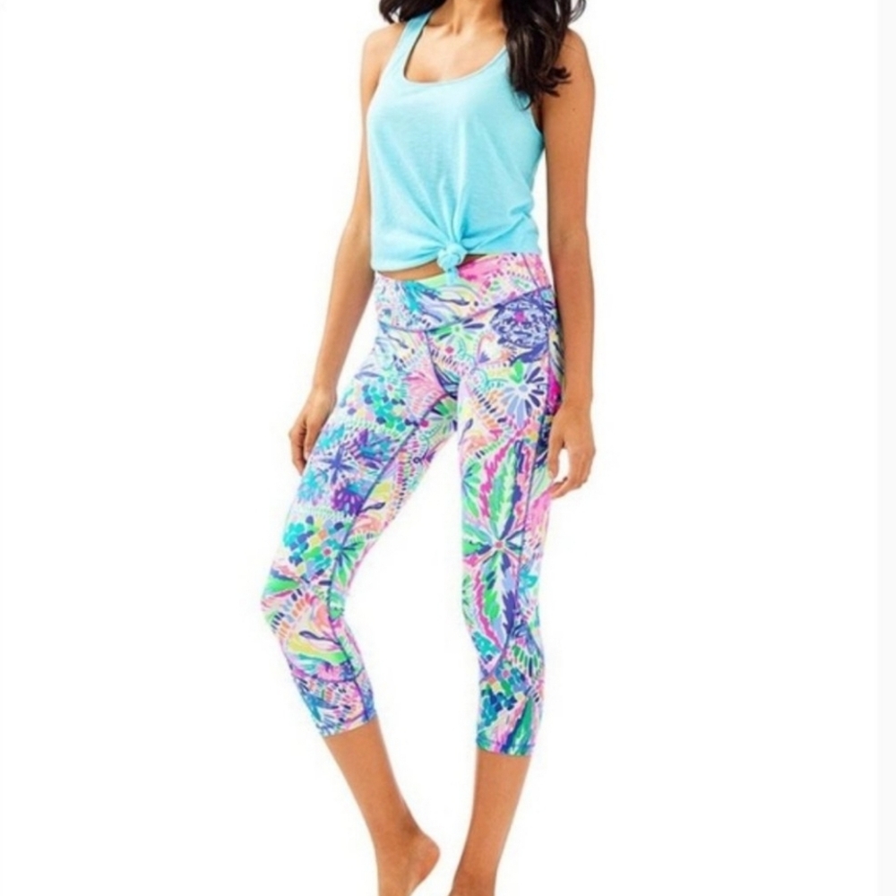 RARE Lilly Pulitzer Leggings Large Rochelle Weekender Capri Dancing on Deck‎ L